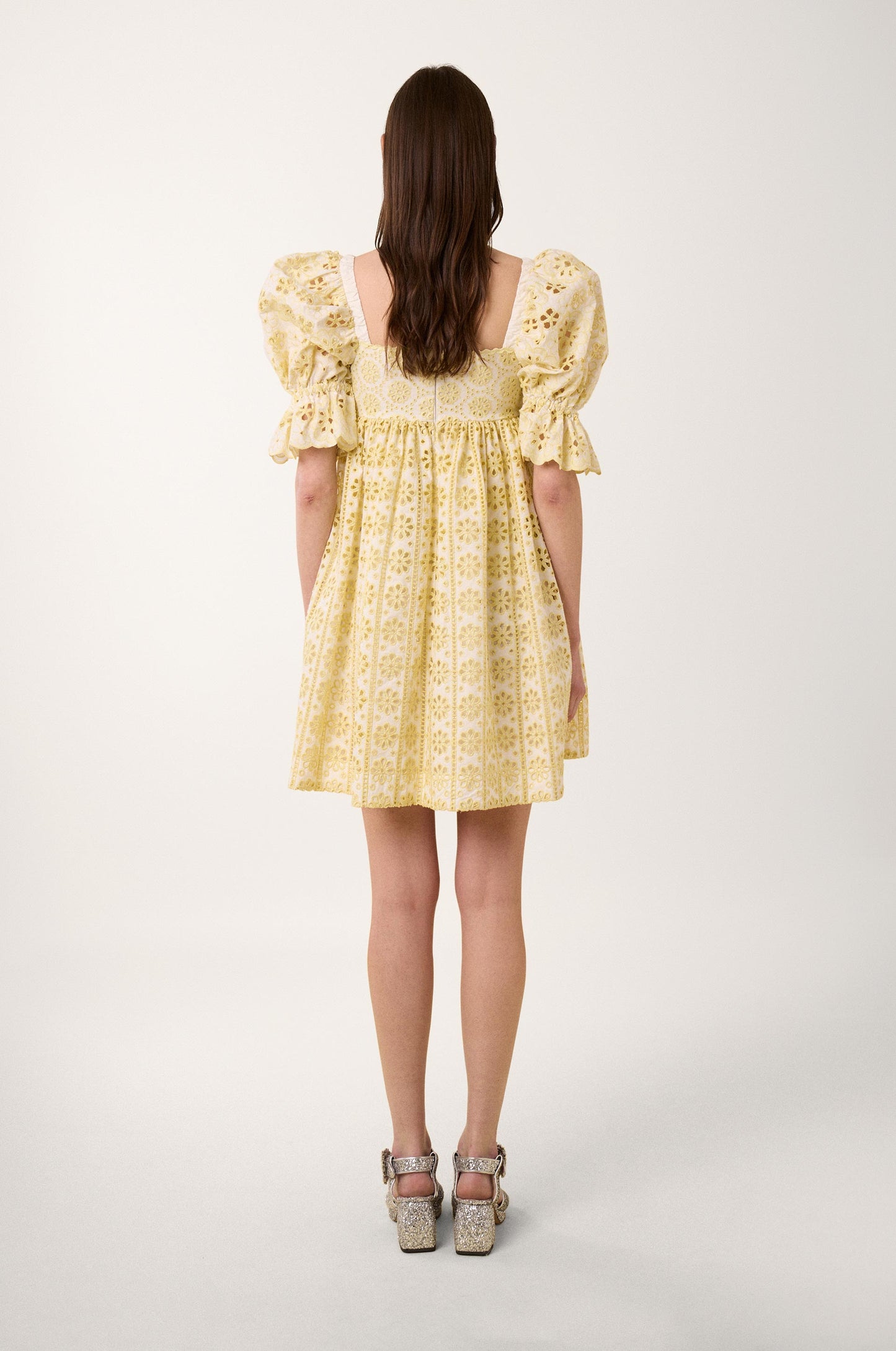 Robe courte Broderie