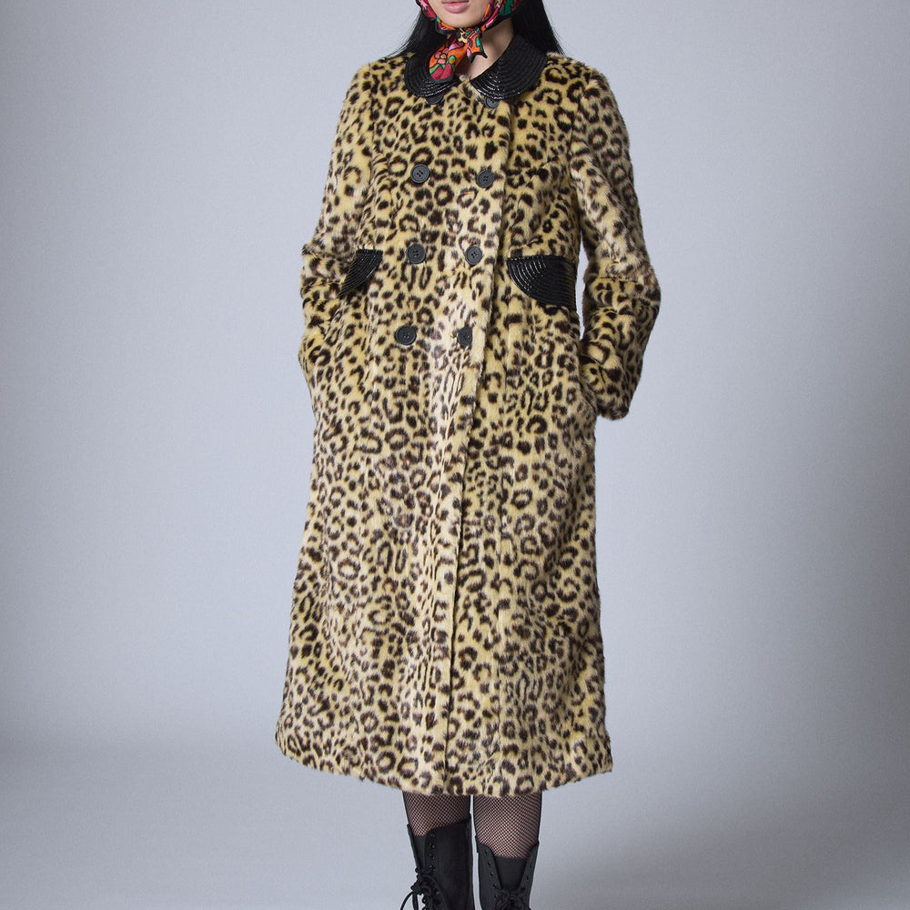 Manteau en Fausse Fourrure