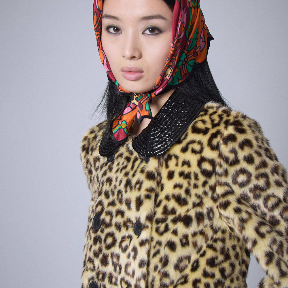 Manteau en Fausse Fourrure