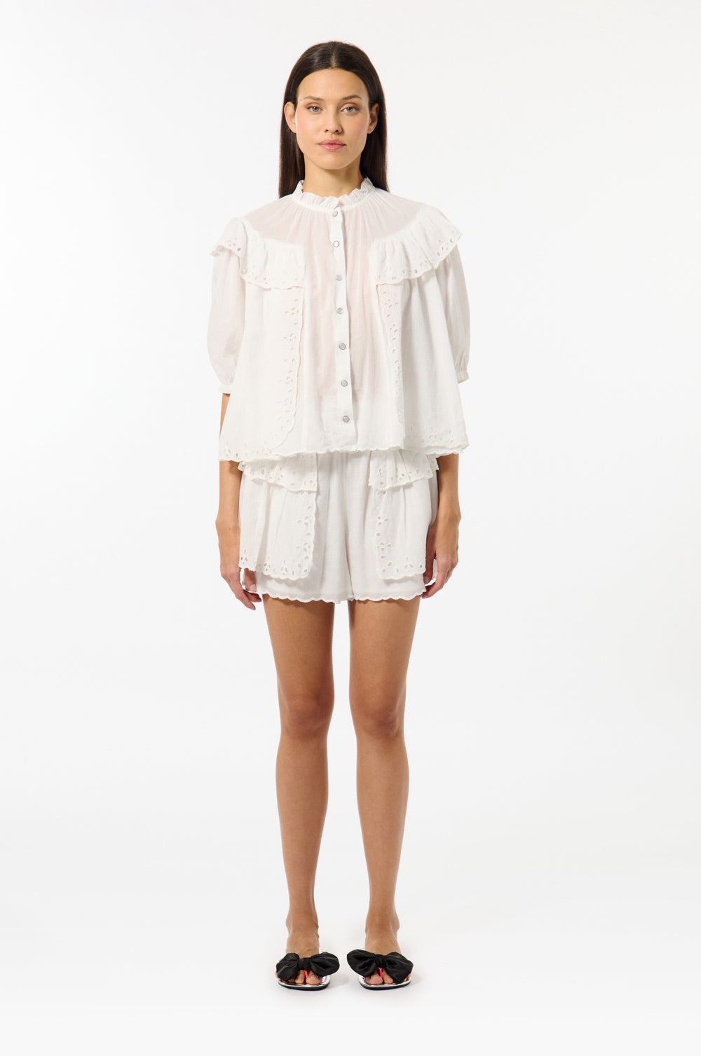 Short Broderie Anglaise