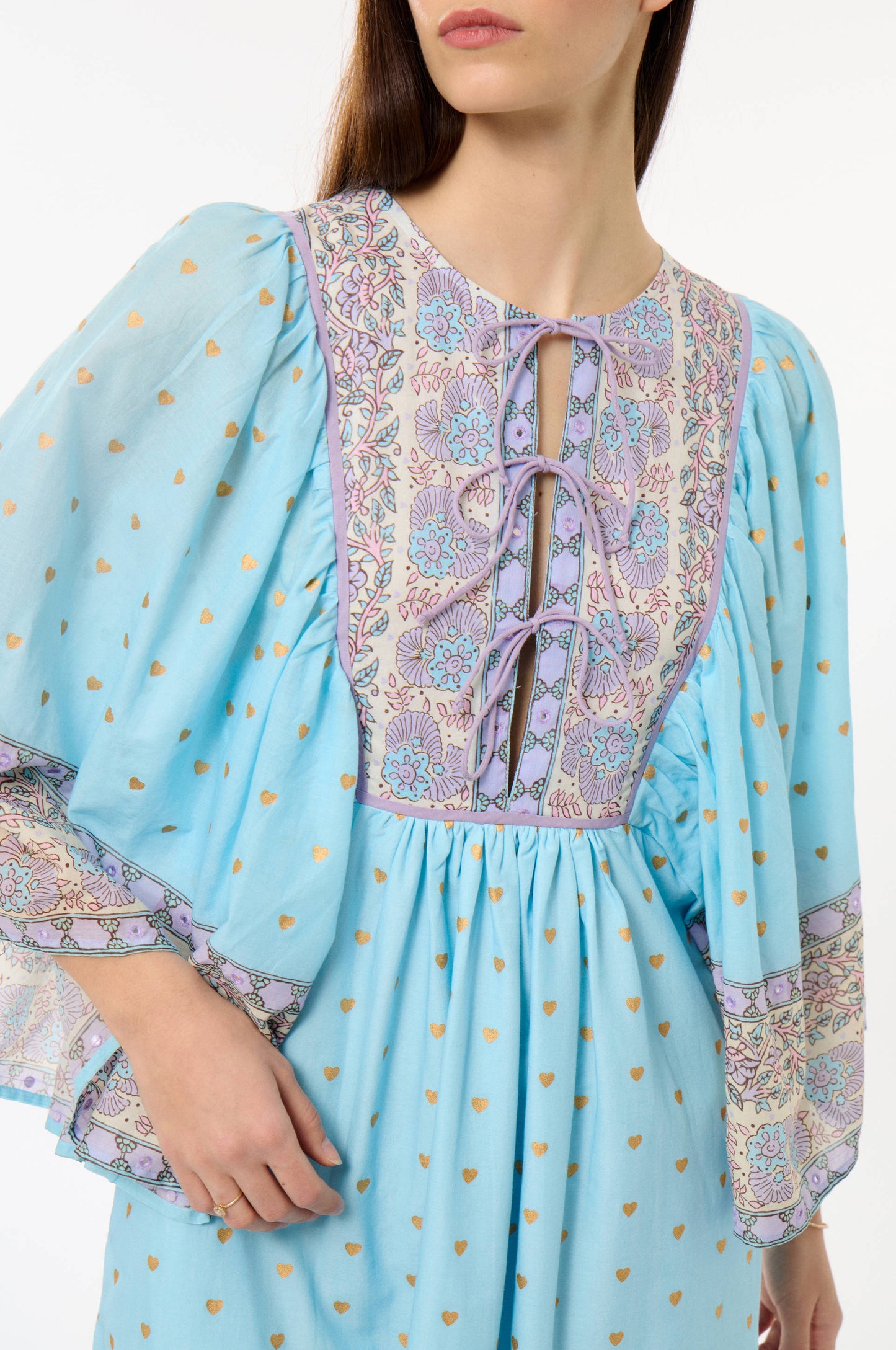Robe Hindie