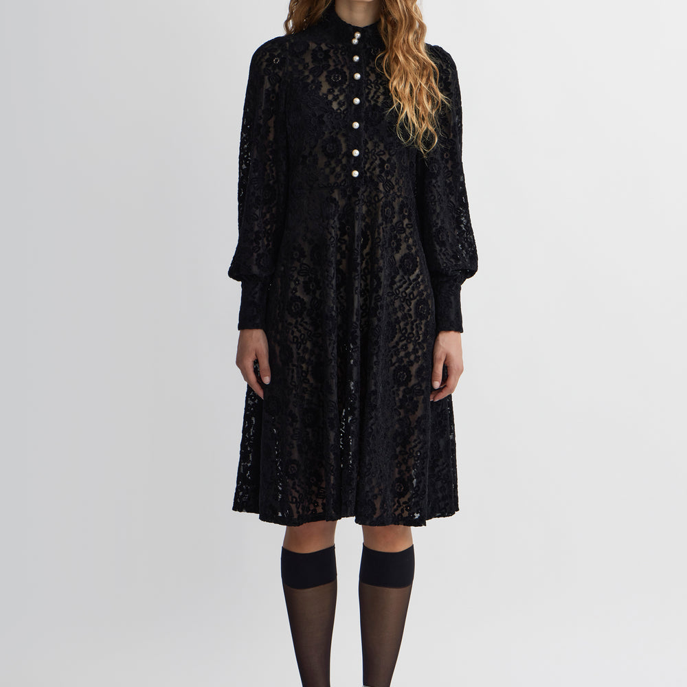 Robe Courte Corbeille