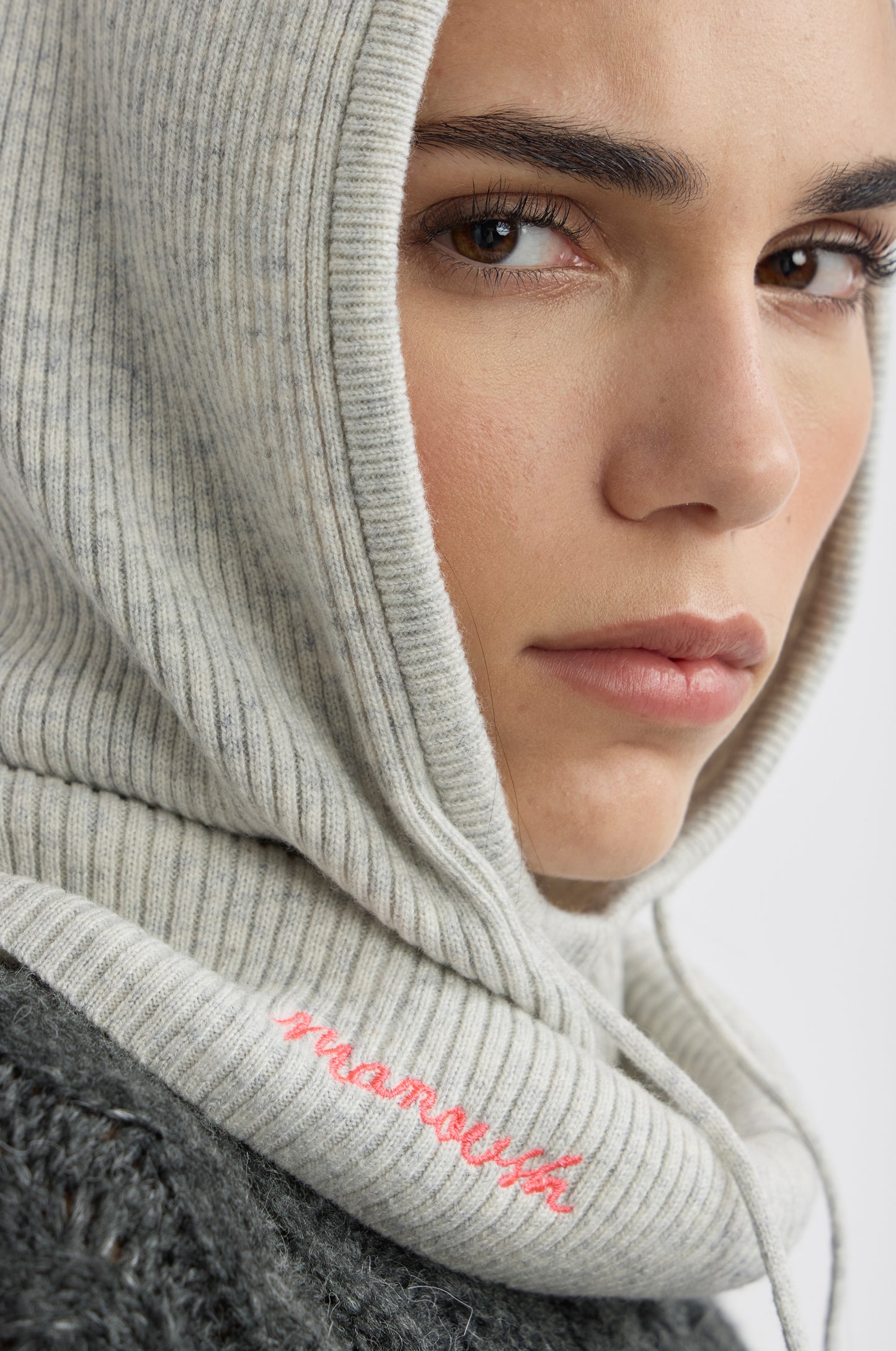 Capuche Dragi